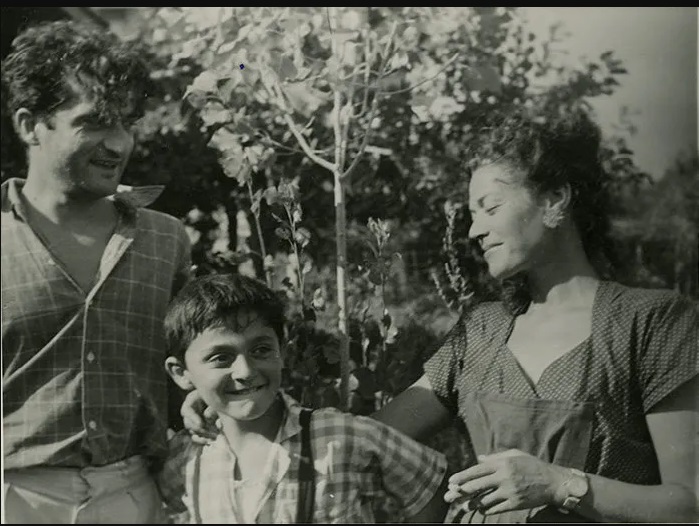 .
